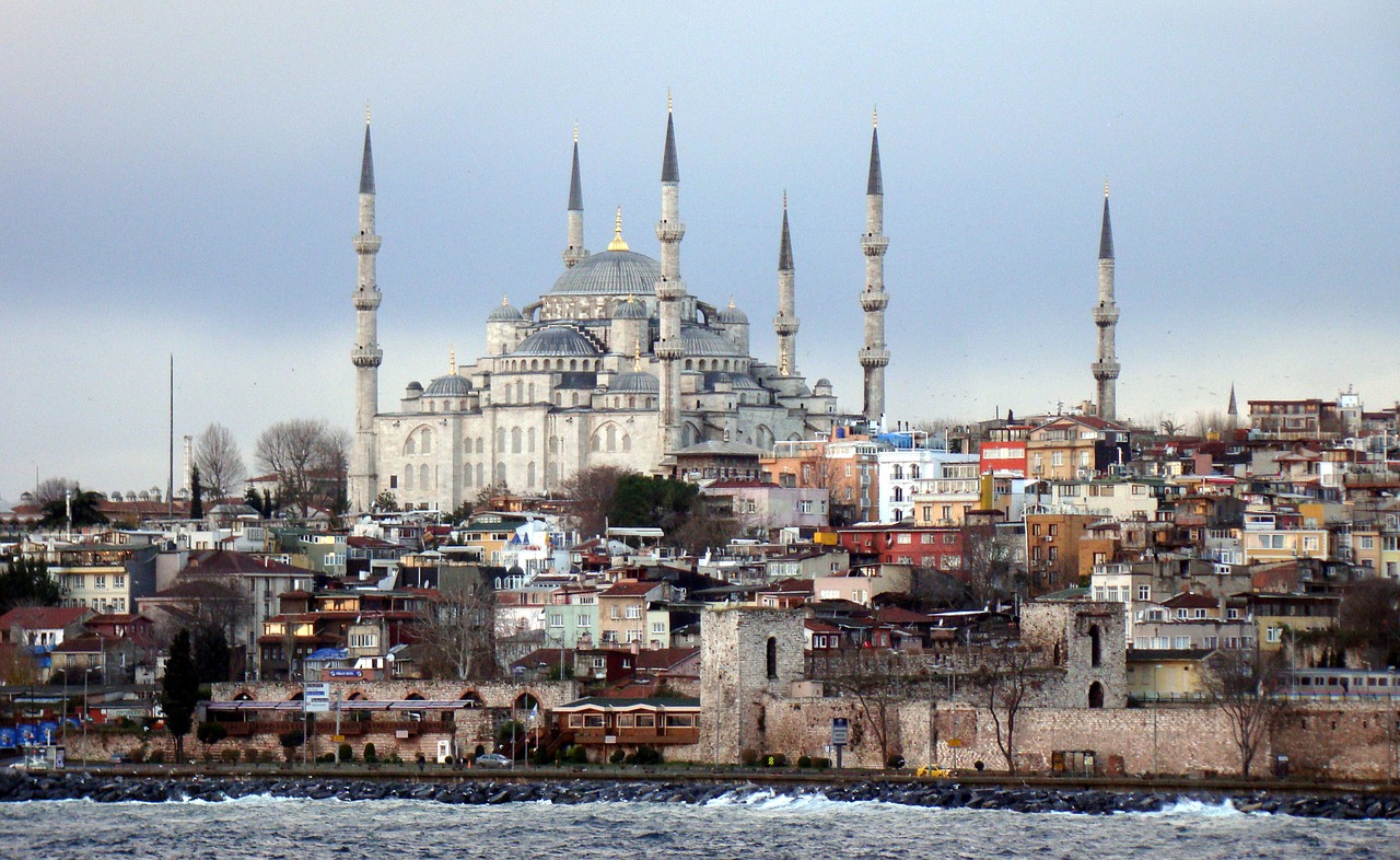 daily istanbul tours on bosphorus